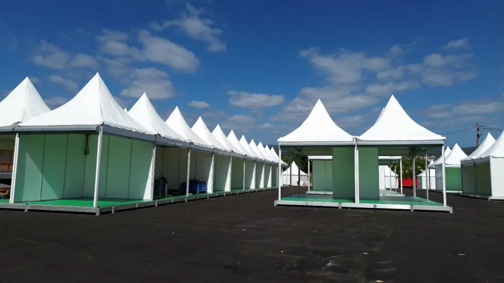 stand de exterior em alumínio